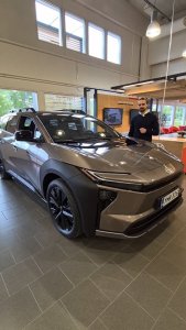 Toyota bZ4X Touring on täällä!🔥